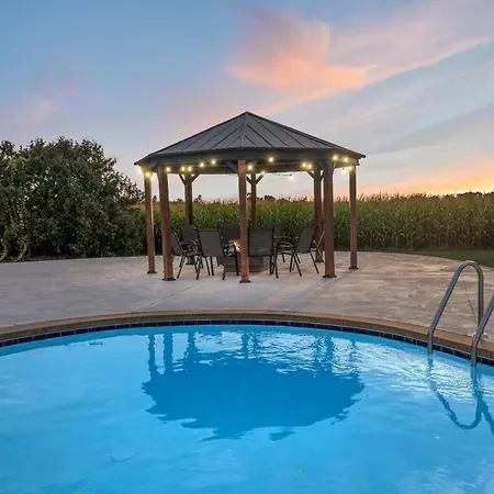 Villa Nfl Draft Sleeps 30 Large Family Or Group Parties